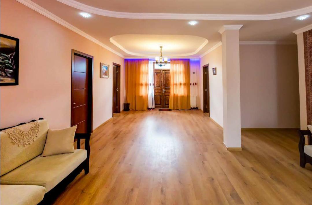 Guest House Sandro Stepantsminda Exterior photo
