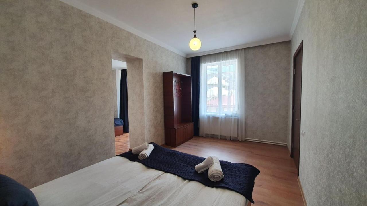 Guest House Sandro Stepantsminda Exterior photo