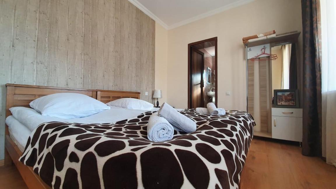 Guest House Sandro Stepantsminda Exterior photo